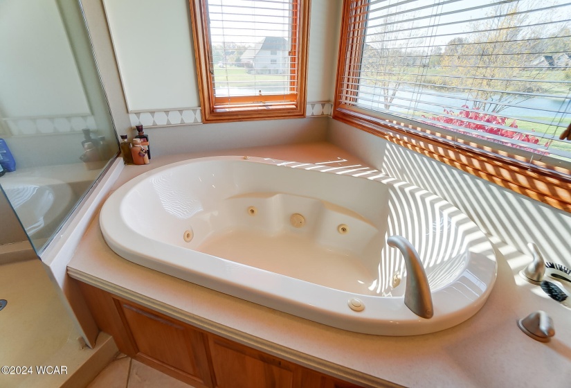 3006 Lakeshore Dr Drive, Lima, Ohio, 5 Bedrooms Bedrooms, ,4 BathroomsBathrooms,Residential,For Sale,Lakeshore Dr,305537