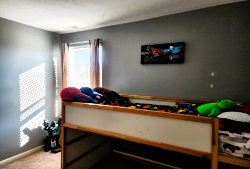 2nd bedroom