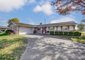 1026 Landsdale Drive, Fairborn, Ohio 45324, 3 Bedrooms Bedrooms, ,2 BathroomsBathrooms,Residential,For Sale,Landsdale,1035387