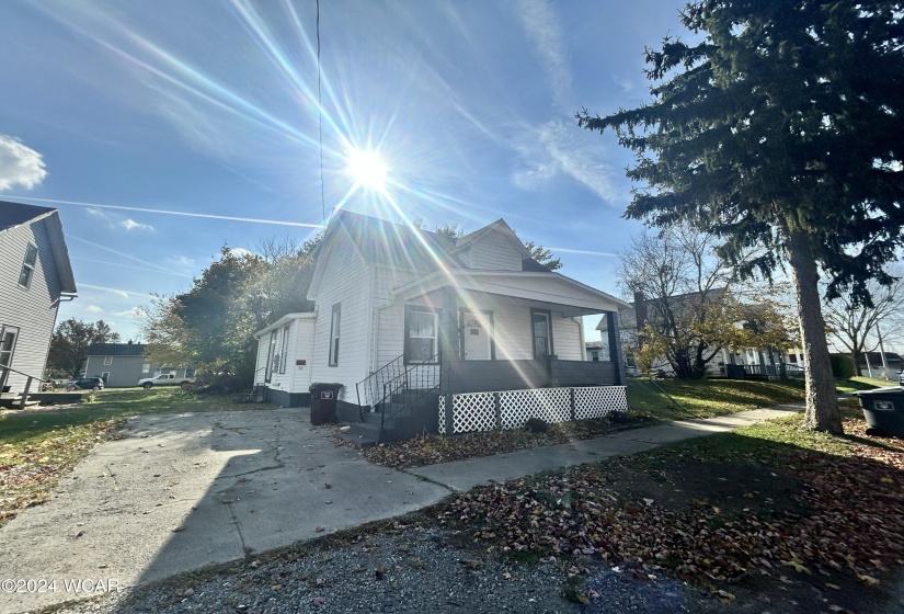 318 Vine Street, Lima, Ohio, 2 Bedrooms Bedrooms, ,1 BathroomBathrooms,Residential,For Sale,Vine,305584