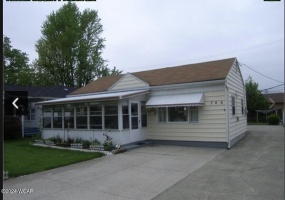 706 Saratoga Avenue, Lima, Ohio, 2 Bedrooms Bedrooms, ,1 BathroomBathrooms,Residential,For Sale,Saratoga,305576