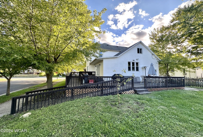 112 Benton Street, Wapakoneta, Ohio, 4 Bedrooms Bedrooms, ,2 BathroomsBathrooms,Residential,For Sale,Benton,305432