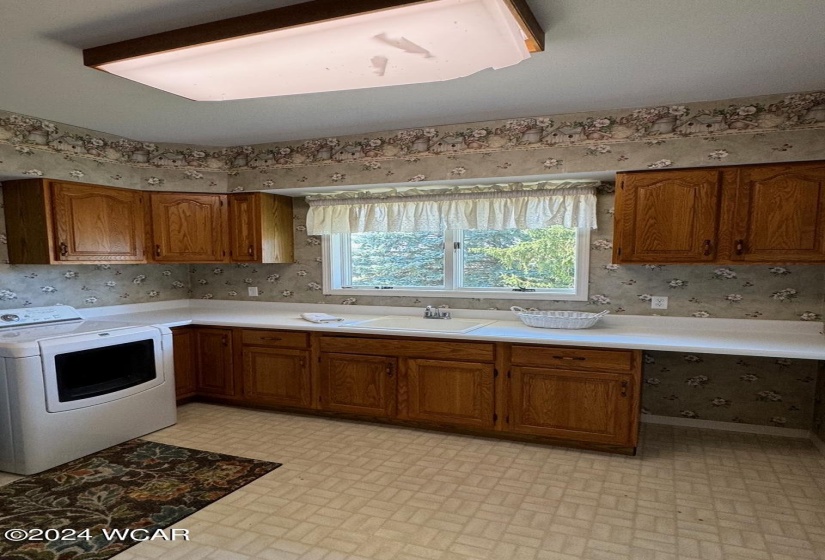 8249 County Road 167, Kenton, Ohio, 5 Bedrooms Bedrooms, ,3 BathroomsBathrooms,Residential,For Sale,County Road 167,305108