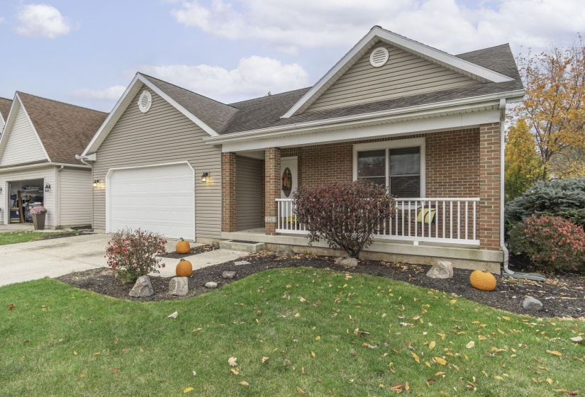 124 Village Green, Sidney-6