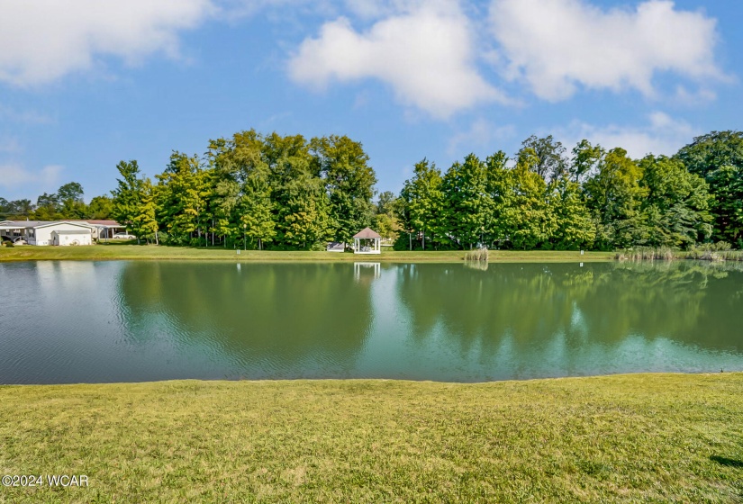 592 Lakeridge Drive, Lima, Ohio, 4 Bedrooms Bedrooms, ,2 BathroomsBathrooms,Residential,For Sale,Lakeridge,304727