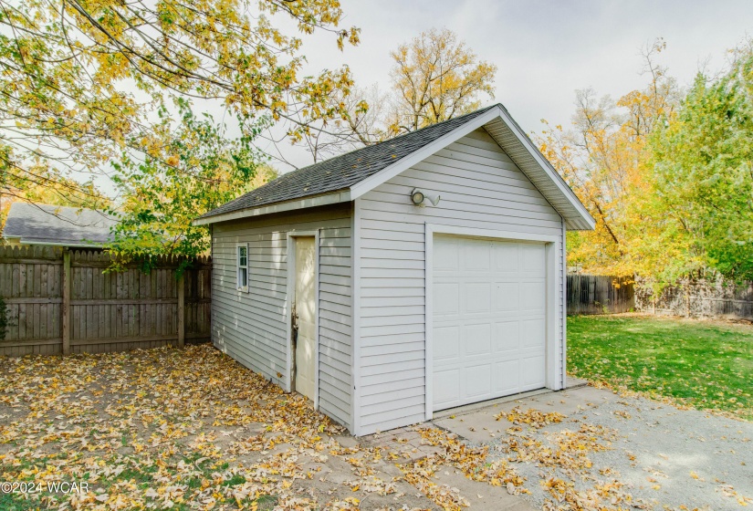 675 West Street, Lima, Ohio, 4 Bedrooms Bedrooms, ,2 BathroomsBathrooms,Residential,For Sale,West,305413