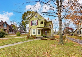 644 Market Street, Troy, Ohio 45373, 4 Bedrooms Bedrooms, ,1 BathroomBathrooms,Residential,For Sale,Market,1035492