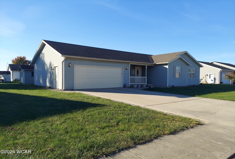 1109 Holley Street, Wapakoneta, Ohio, 3 Bedrooms Bedrooms, ,2 BathroomsBathrooms,Residential,For Sale,Holley,305638