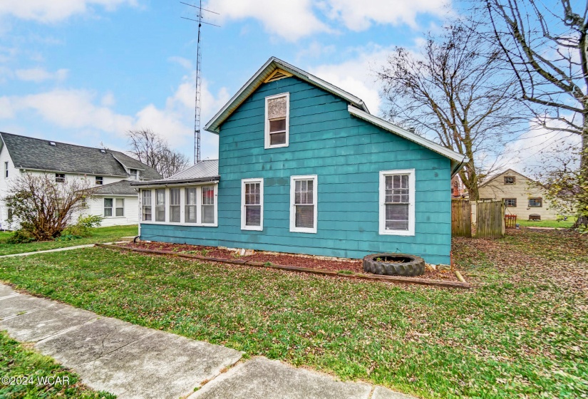 106 Railroad Street, Middle Point, Ohio, 4 Bedrooms Bedrooms, ,1 BathroomBathrooms,Residential,For Sale,Railroad,305686