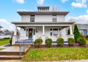 318 Broadway Street, Tipp City, Ohio 45371, 3 Bedrooms Bedrooms, ,1 BathroomBathrooms,Residential,For Sale,Broadway,1035666