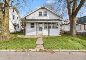 109 Sunset Avenue, Russells Point, Ohio 43348, 2 Bedrooms Bedrooms, ,1 BathroomBathrooms,Residential,For Sale,Sunset,1035716