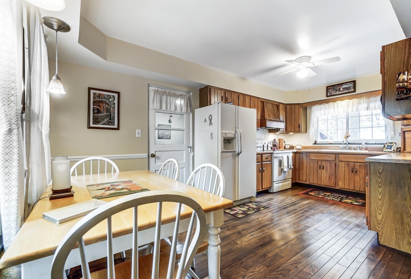 Dining Room to Kitchen