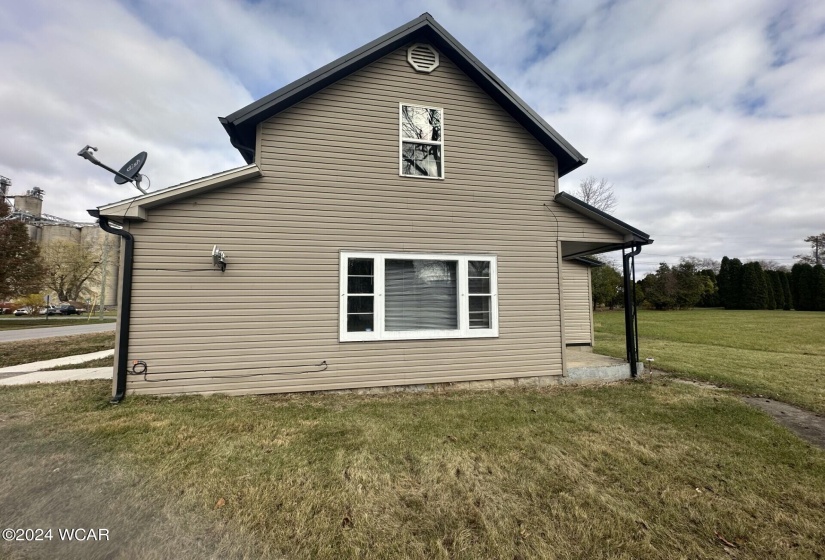 102 Maple Street, Payne, Ohio, 3 Bedrooms Bedrooms, ,1 BathroomBathrooms,Residential,For Sale,Maple,305727