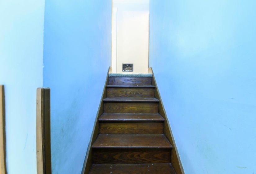 Stairs to 2nd Floor