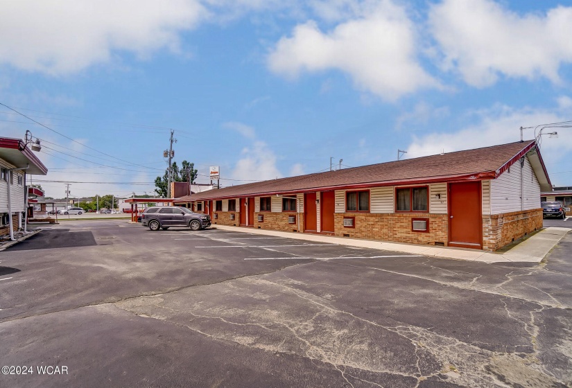 1327 Bellefontaine Avenue, Lima, Ohio, ,Commercial Sale,For Sale,Bellefontaine,304857