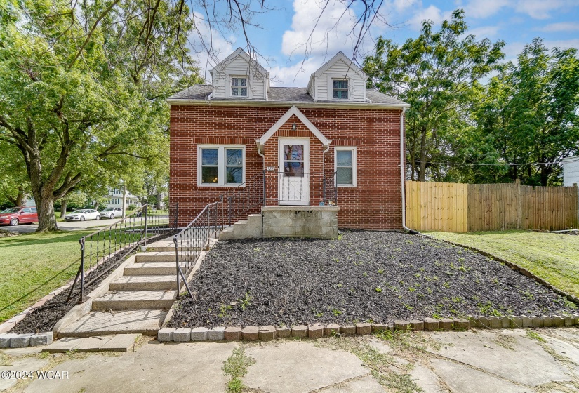 322 Crawford Street, Van Wert, Ohio, 4 Bedrooms Bedrooms, ,2 BathroomsBathrooms,Residential,For Sale,Crawford,304941