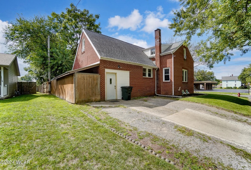 322 Crawford Street, Van Wert, Ohio, 4 Bedrooms Bedrooms, ,2 BathroomsBathrooms,Residential,For Sale,Crawford,304941