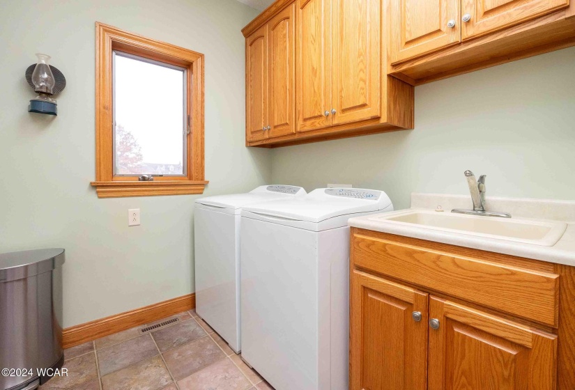 469 Riverbend Drive, Bluffton, Ohio, 4 Bedrooms Bedrooms, ,3 BathroomsBathrooms,Residential,For Sale,Riverbend,305771