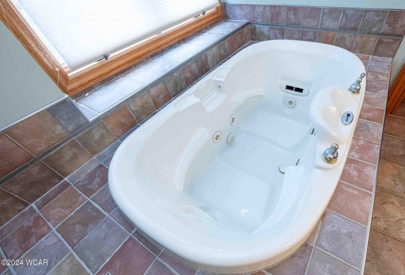469 Riverbend Drive, Bluffton, Ohio, 4 Bedrooms Bedrooms, ,3 BathroomsBathrooms,Residential,For Sale,Riverbend,305771