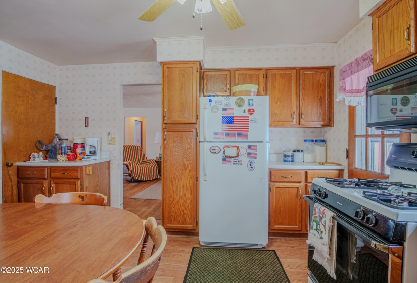 405 Walcot Street, Willshire, Ohio, 2 Bedrooms Bedrooms, ,1 BathroomBathrooms,Residential,For Sale,Walcot,305803