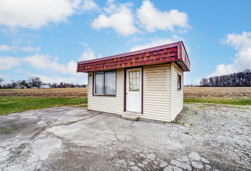 8640 State Road, Delphos, Ohio, 2 Bedrooms Bedrooms, ,1 BathroomBathrooms,Residential,For Sale,State,305841