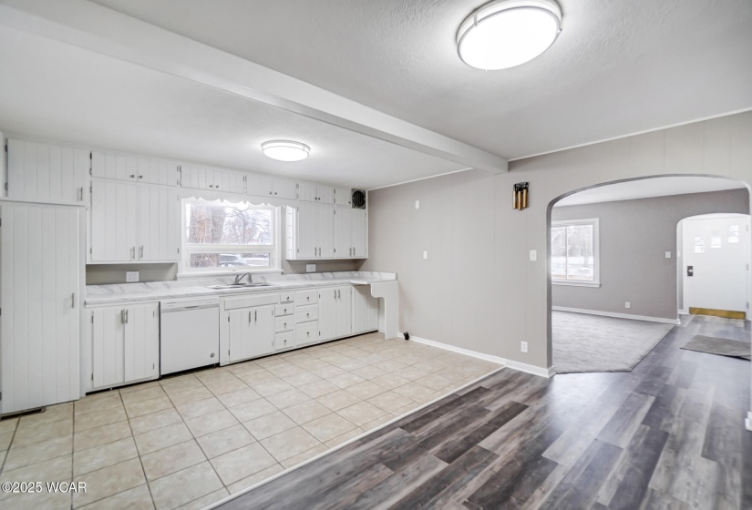 719 Race Street, Van Wert, Ohio, 4 Bedrooms Bedrooms, ,3 BathroomsBathrooms,Residential,For Sale,Race,305860
