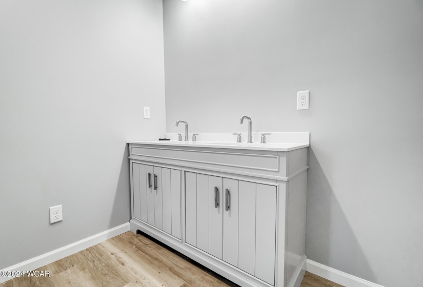 820 Brian Drive, Payne, Ohio, 5 Bedrooms Bedrooms, ,3 BathroomsBathrooms,Residential,For Sale,Brian,305919