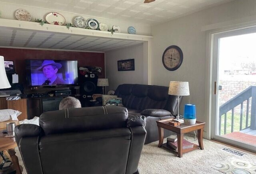 25A family room