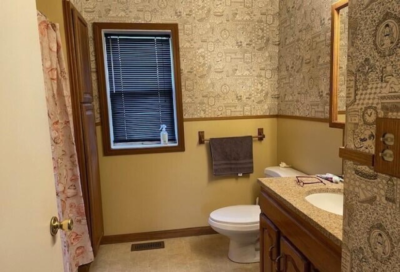 25A bathroom