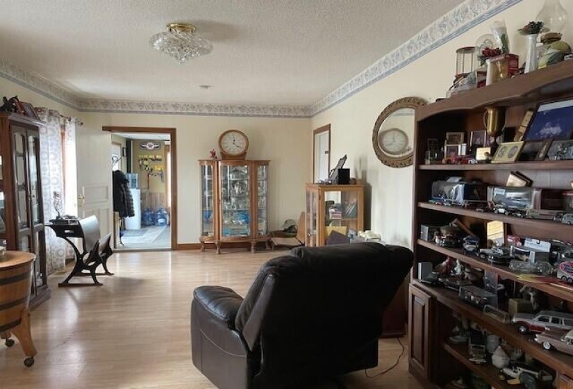 25A living room