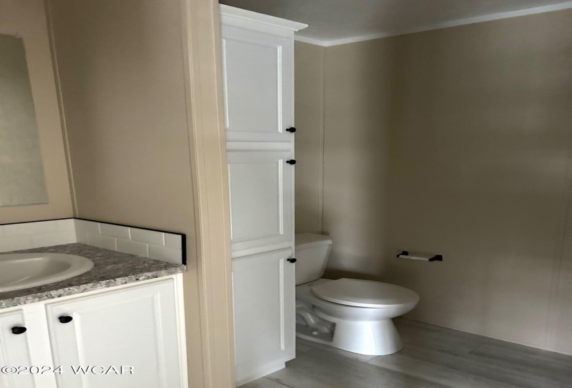 551 Leonard Avenue, Lima, Ohio, 3 Bedrooms Bedrooms, ,2 BathroomsBathrooms,Residential,For Sale,Leonard,303431