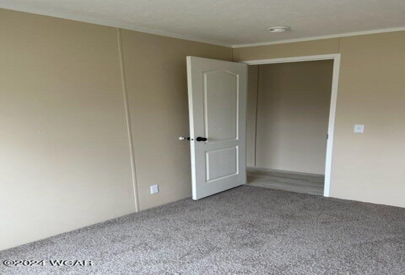 551 Leonard Avenue, Lima, Ohio, 3 Bedrooms Bedrooms, ,2 BathroomsBathrooms,Residential,For Sale,Leonard,303431