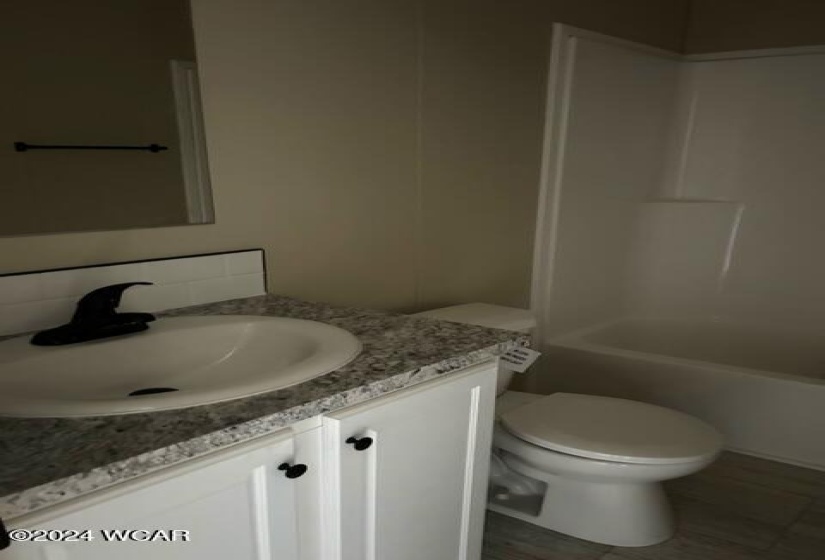 551 Leonard Avenue, Lima, Ohio, 3 Bedrooms Bedrooms, ,2 BathroomsBathrooms,Residential,For Sale,Leonard,303431