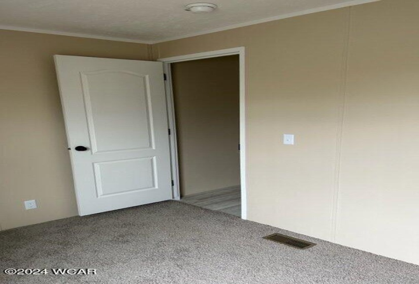 551 Leonard Avenue, Lima, Ohio, 3 Bedrooms Bedrooms, ,2 BathroomsBathrooms,Residential,For Sale,Leonard,303431