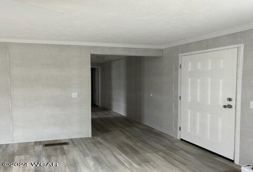 551 Leonard Avenue, Lima, Ohio, 3 Bedrooms Bedrooms, ,2 BathroomsBathrooms,Residential,For Sale,Leonard,303432