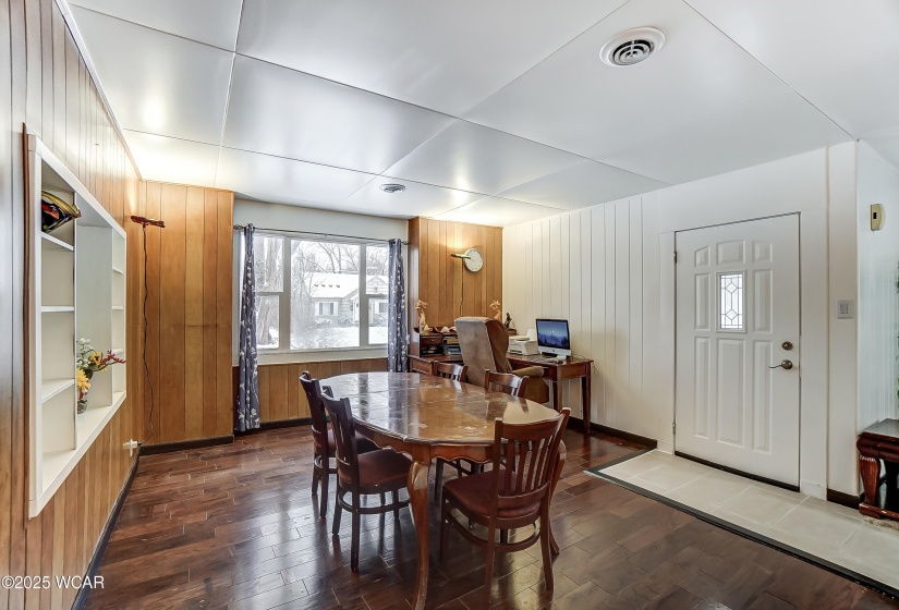 1919 Oakland Parkway, Lima, Ohio, 2 Bedrooms Bedrooms, ,2 BathroomsBathrooms,Residential,For Sale,Oakland,305963