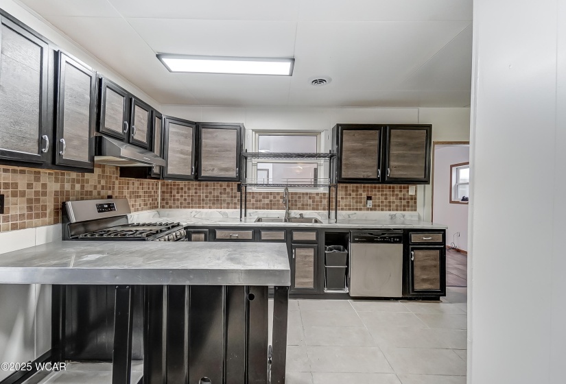 1919 Oakland Parkway, Lima, Ohio, 2 Bedrooms Bedrooms, ,2 BathroomsBathrooms,Residential,For Sale,Oakland,305963
