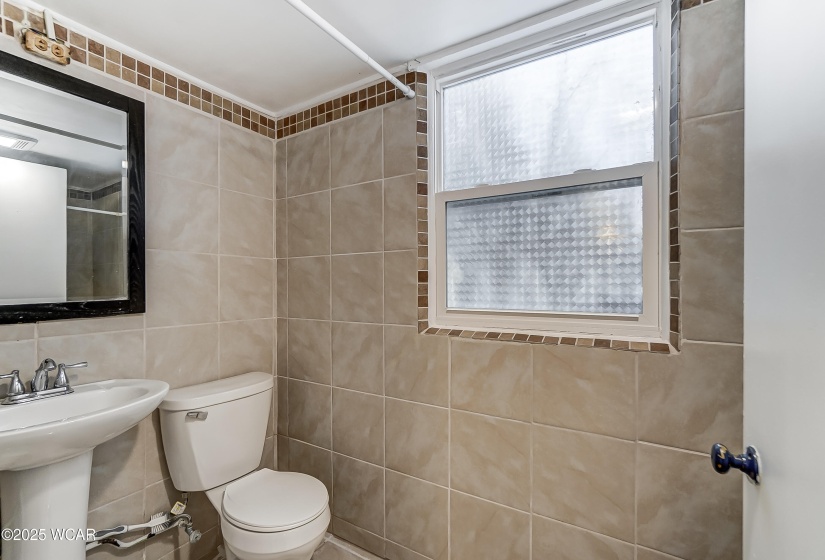 1919 Oakland Parkway, Lima, Ohio, 2 Bedrooms Bedrooms, ,2 BathroomsBathrooms,Residential,For Sale,Oakland,305963