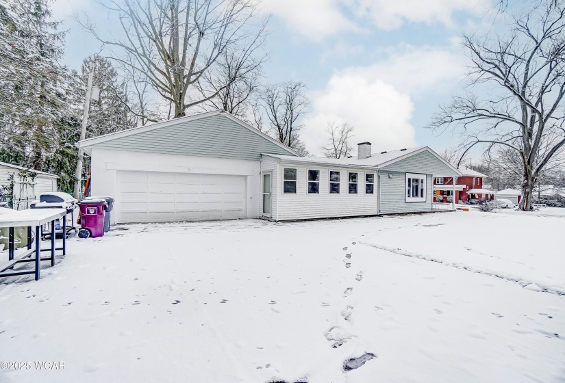 1919 Oakland Parkway, Lima, Ohio, 2 Bedrooms Bedrooms, ,2 BathroomsBathrooms,Residential,For Sale,Oakland,305963