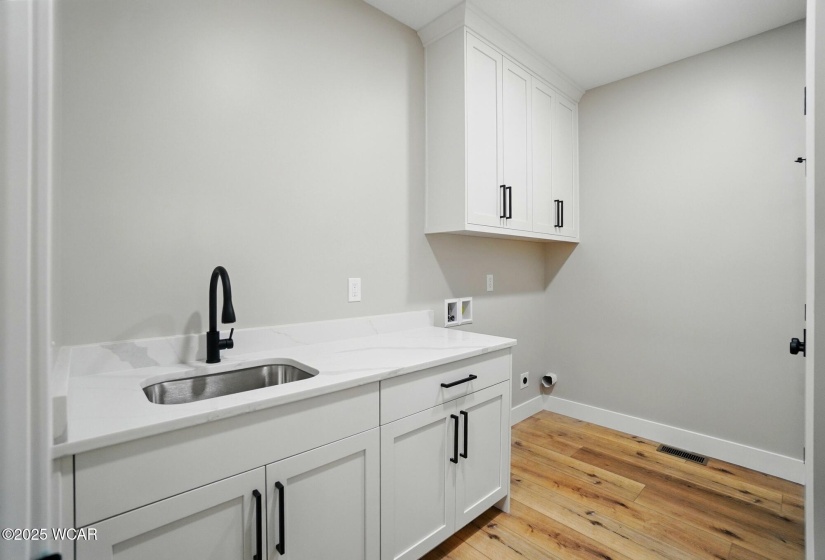 3389 Weldon Drive, Lima, Ohio, 3 Bedrooms Bedrooms, ,2 BathroomsBathrooms,Residential,For Sale,Weldon,305970