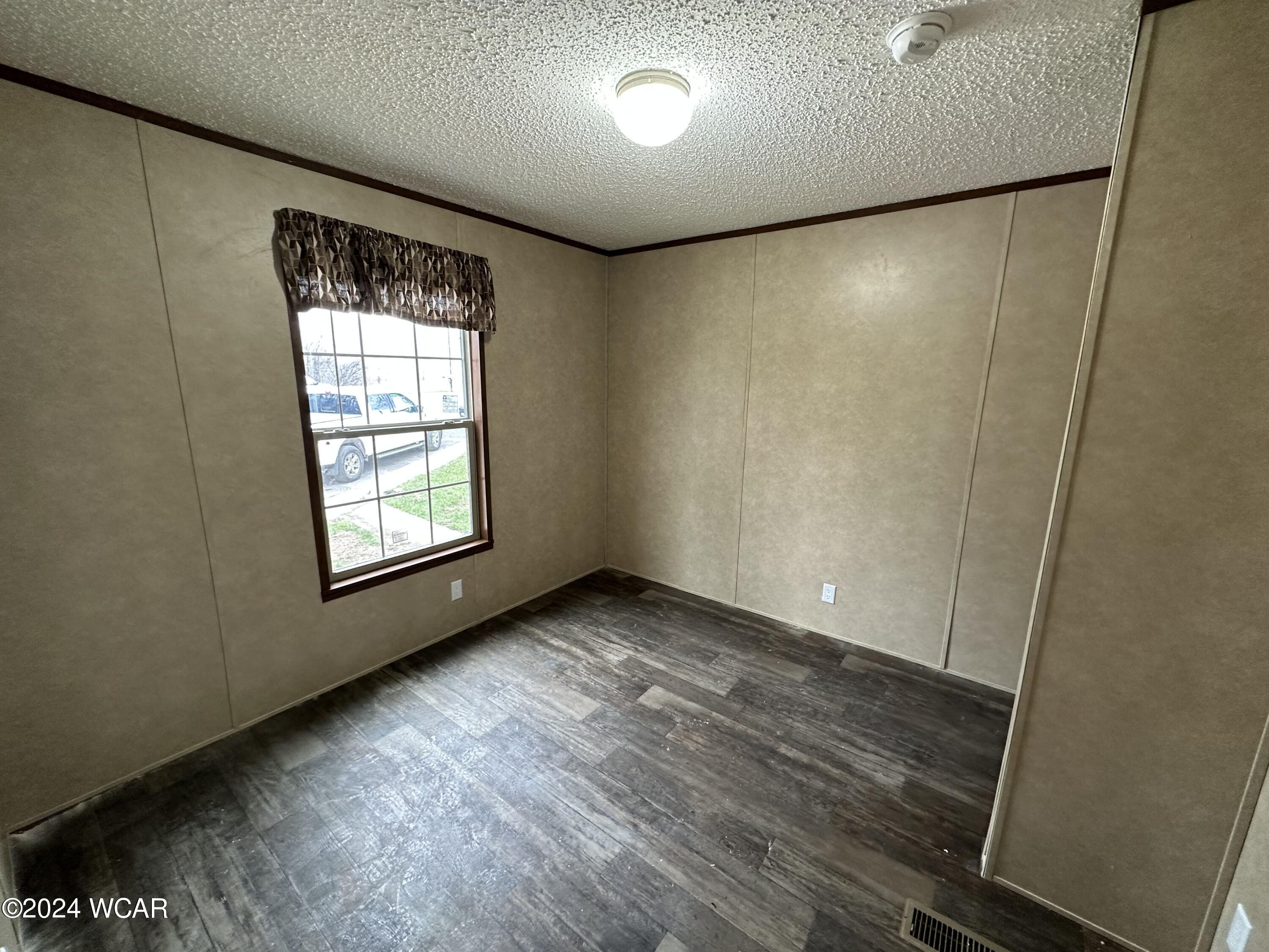 1503 Findlay Road, Lima, Ohio