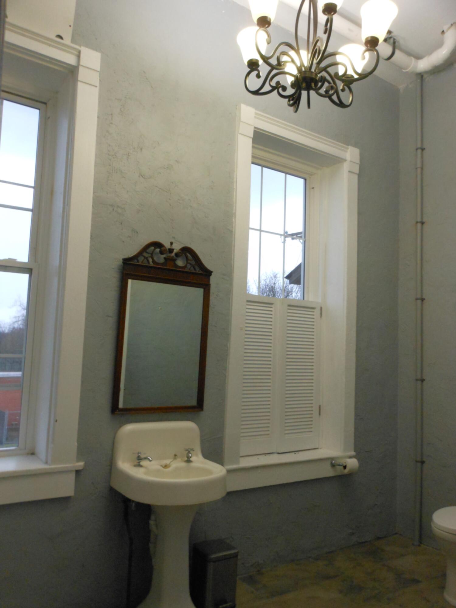 101 High Street, Covington, Ohio 45318