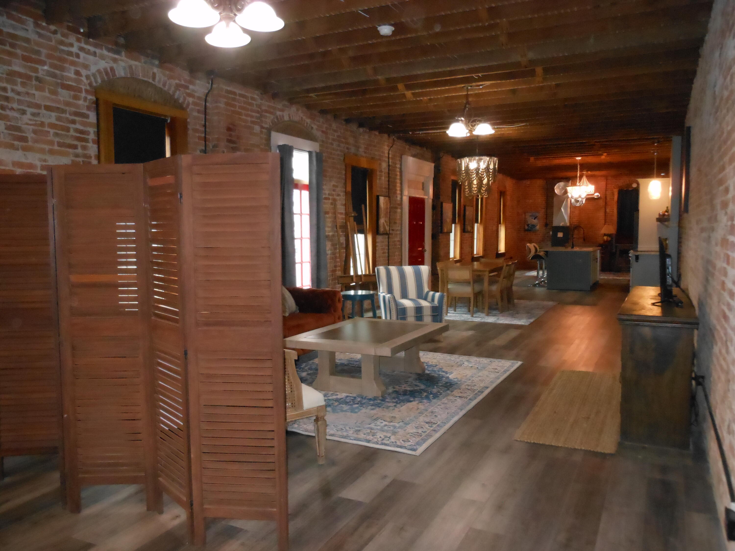 101 High Street, Covington, Ohio 45318