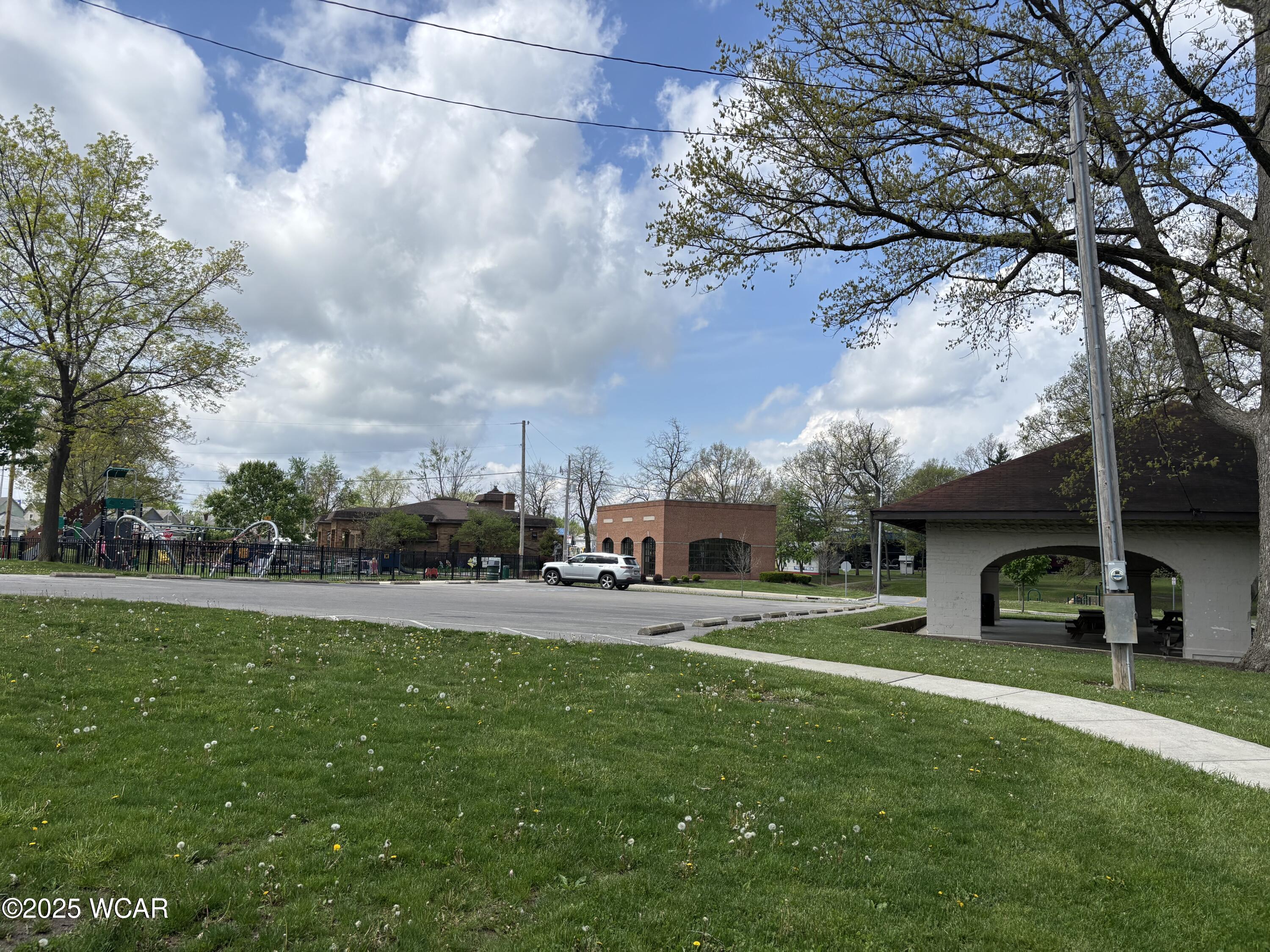 170 PERRY Street, Lima, Ohio