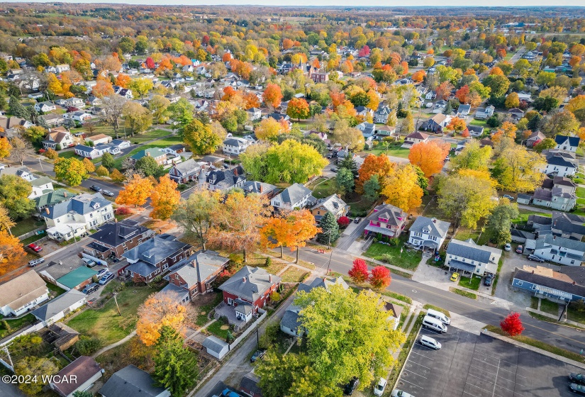 220 Chillicothe Avenue, Bellefontaine, Ohio, 7 Bedrooms Bedrooms, ,3 BathroomsBathrooms,Residential,For Sale,Chillicothe,305559