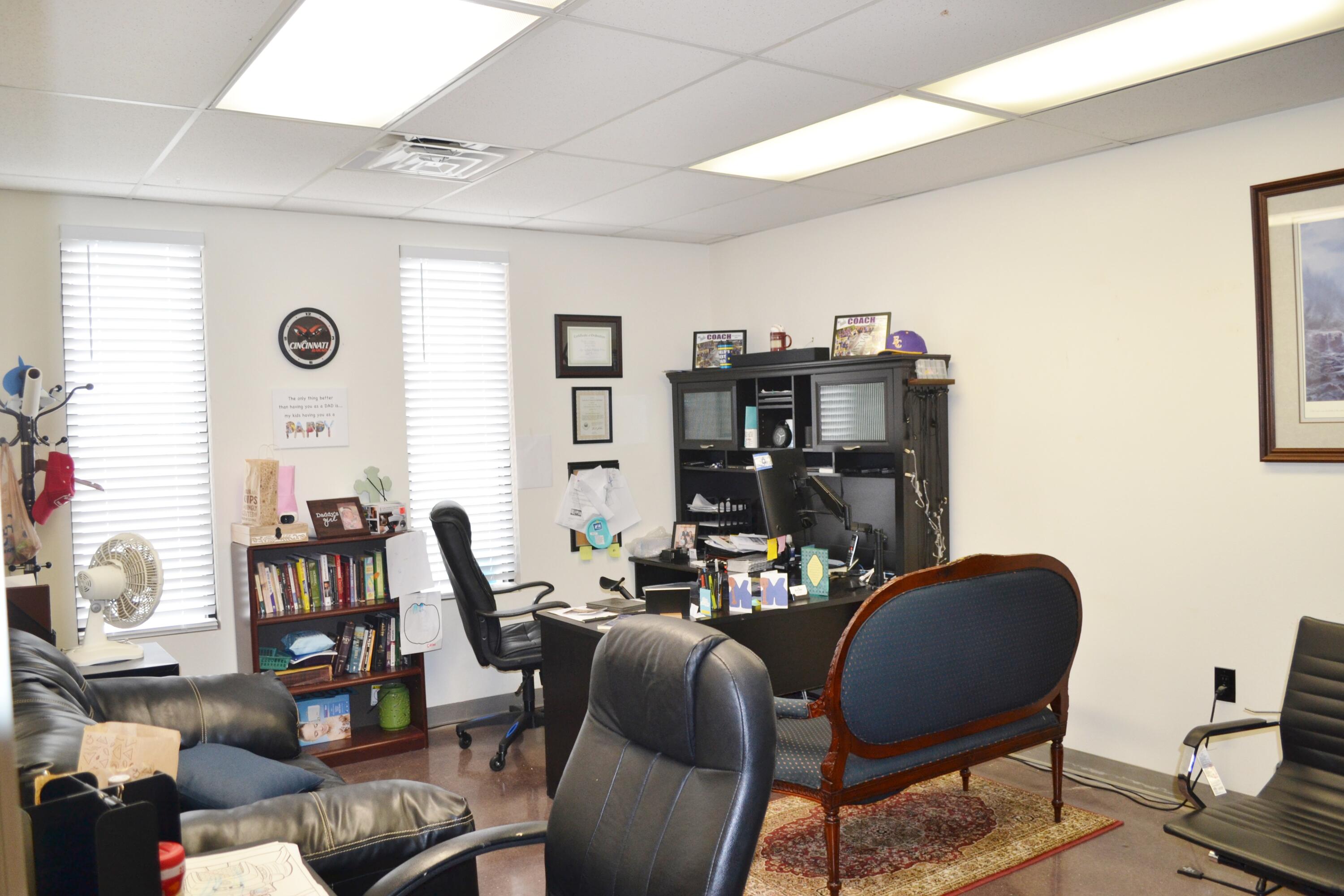 1100 Sunset Avenue, Springfield, Ohio 45505