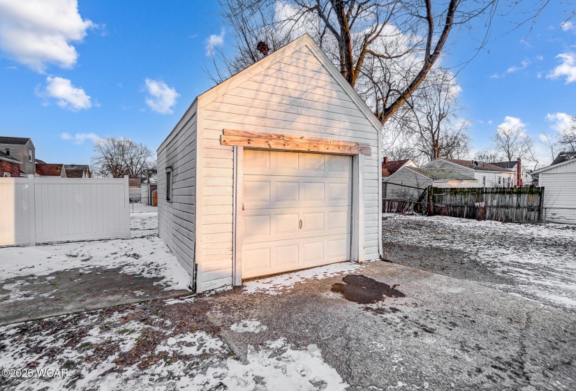 657 Grand Avenue, Lima, Ohio, 3 Bedrooms Bedrooms, ,1 BathroomBathrooms,Residential,For Sale,Grand,306075