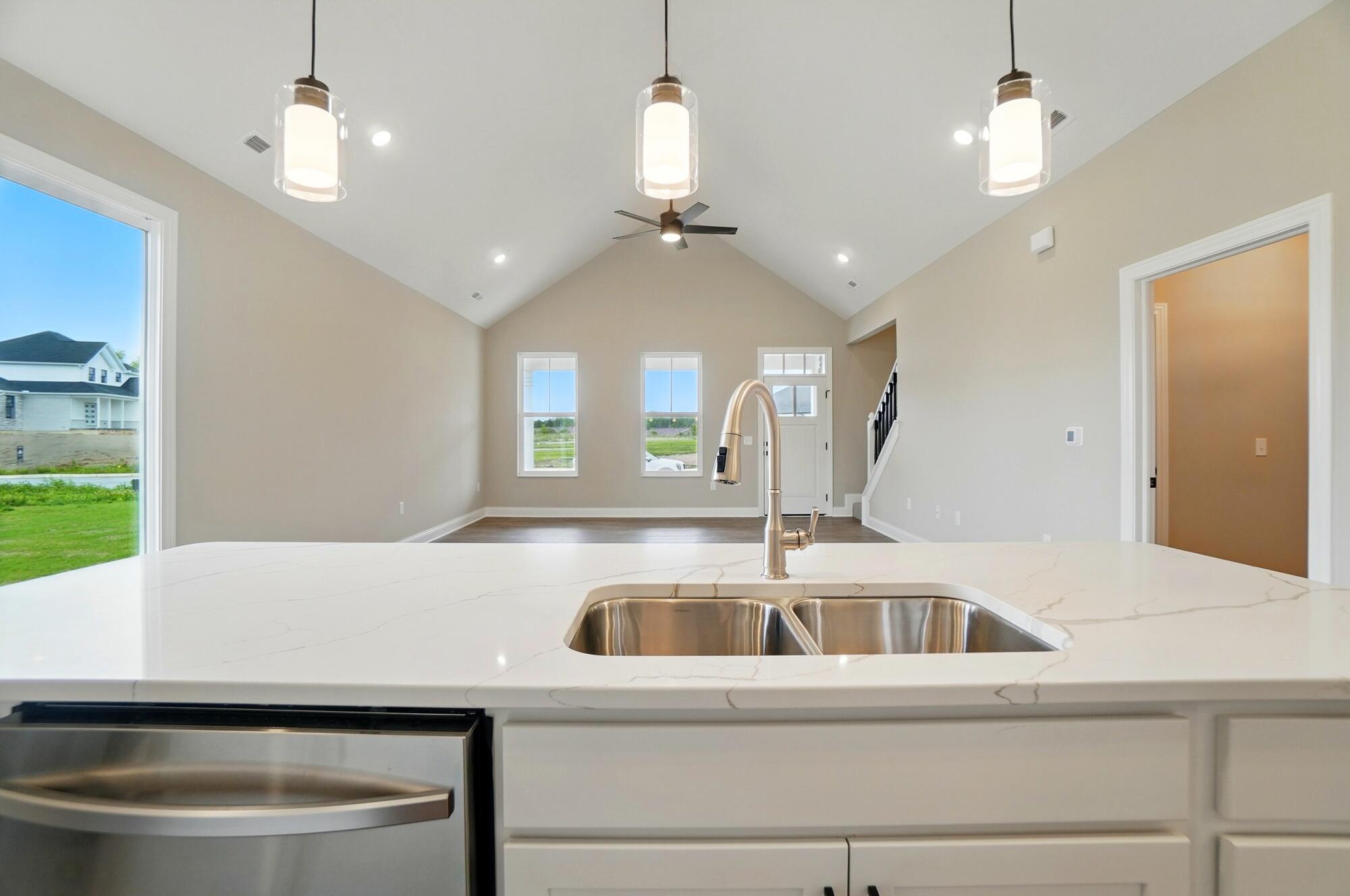 1505 Kingsgate Road, Springfield, Ohio 45503