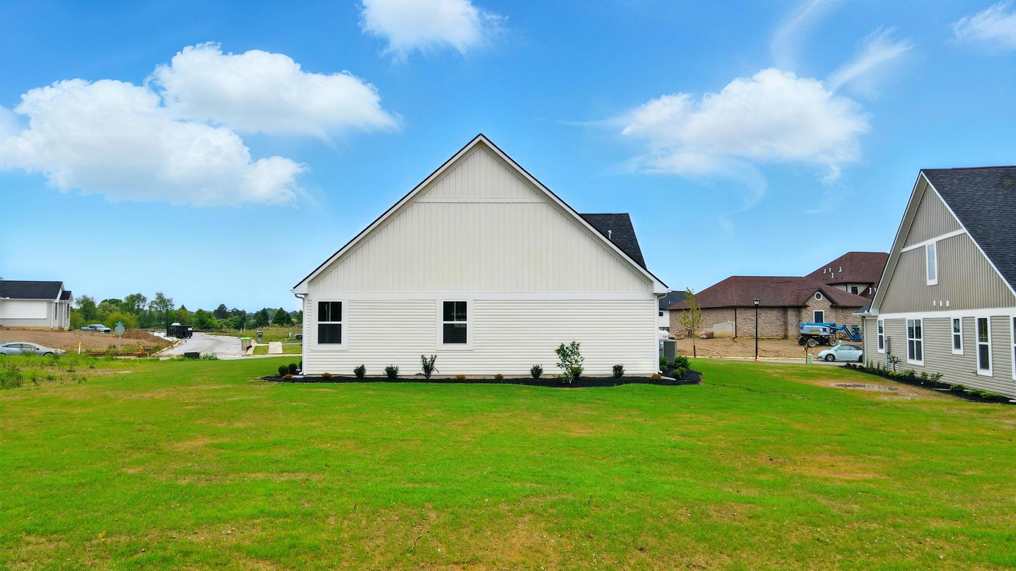 1505 Kingsgate Road, Springfield, Ohio 45503