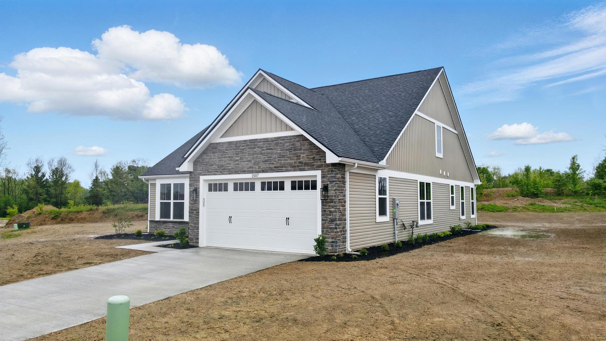 1507 Kingsgate Road, Springfield, Ohio 45502